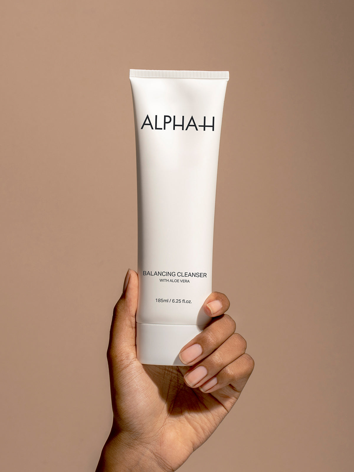 The Alpha-H Balancing Cleanser is a gentle, multi-tasking cream cleanser for all skin types designed to remove makeup, dirt and pollution, while supporting the skin’s natural pH balance.
Its award-winning formula is enriched with Aloe Vera and Vitamin E to gently cleanse away makeup and debris to give you fresh, hydrated and replenished skin.