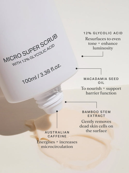 The Alpha-H Micro Super Scrub is an invigorating dual-action physical and chemical exfoliant for normal, combination and oily skin designed to resurface both face and body to reveal a brighter, smoother complexion.
Enriched with 12% glycolic acid, Bamboo stem extract, Macadamia seed oil and caffeine, this super scrub is every bit the hero it sounds.