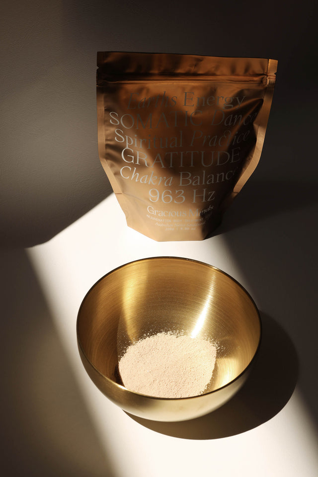 Unlock a full-body ritual of renewal with Gracious Minds Rejuvenation Body Scrub.
Infused with Australian Sandalwood, this somatic ritual gently polishes skin, awakens senses, and aligns energy.
The scrub contains Australian Native Sandalwood, sustainably sourced from Western Australia, combined with Himalayan salt crystals and Australian Ivory Clay to gently remove dead skin cells, polish the skin barrier and reveal smoother, softer, and rejuvenated skin while during out impurities for holistic health.