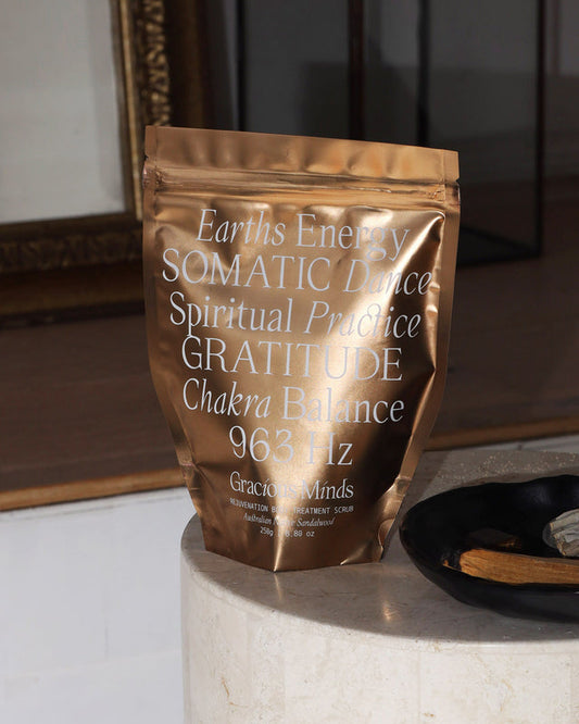 Unlock a full-body ritual of renewal with Gracious Minds Rejuvenation Body Scrub.
Infused with Australian Sandalwood, this somatic ritual gently polishes skin, awakens senses, and aligns energy.
The scrub contains Australian Native Sandalwood, sustainably sourced from Western Australia, combined with Himalayan salt crystals and Australian Ivory Clay to gently remove dead skin cells, polish the skin barrier and reveal smoother, softer, and rejuvenated skin while during out impurities for holistic health.