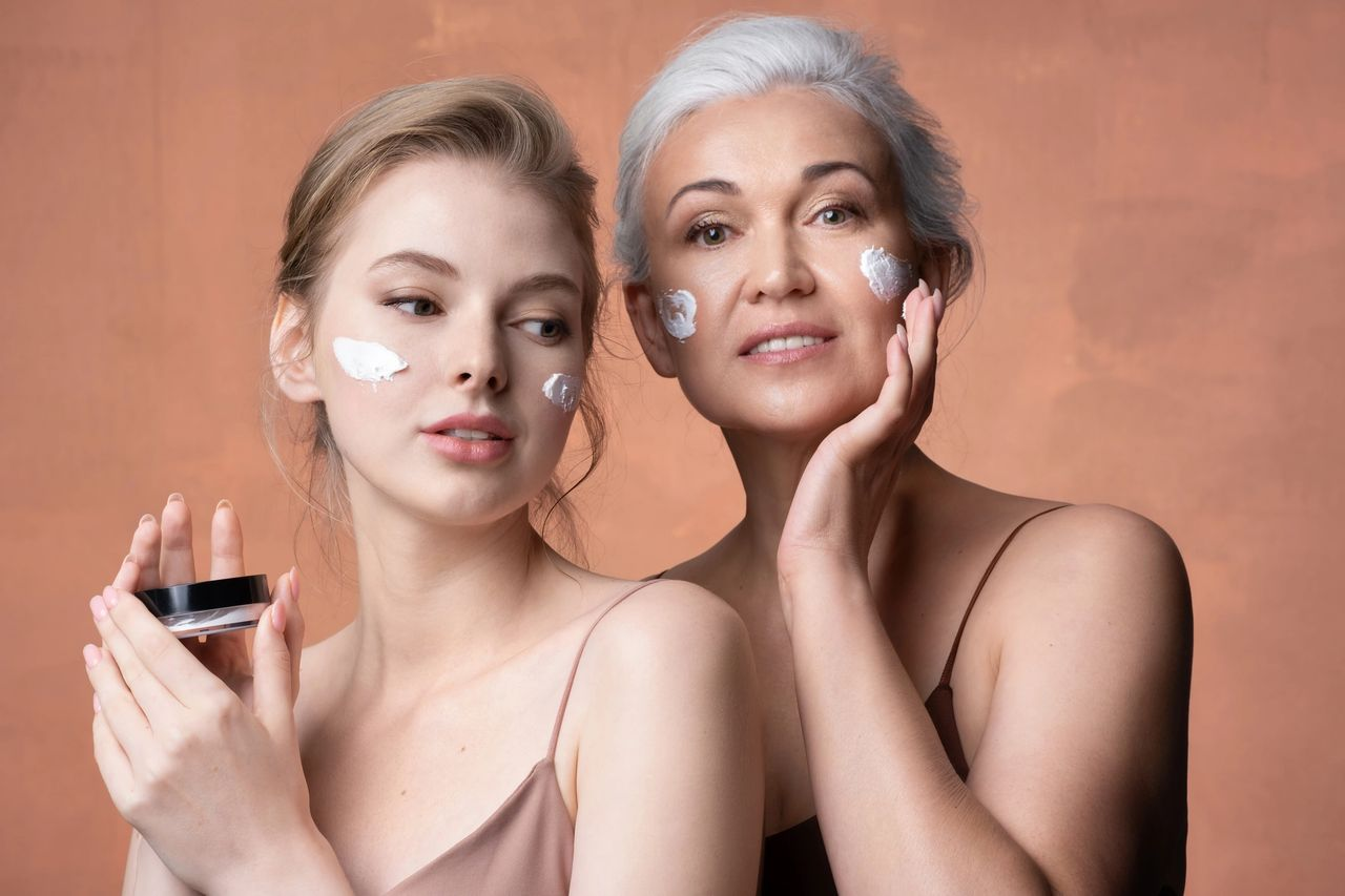 Best skincare for dry and dehydrated skin – hyaluronic acid serums, ceramide creams, and moisture barrier repair at DermaHaus Australia