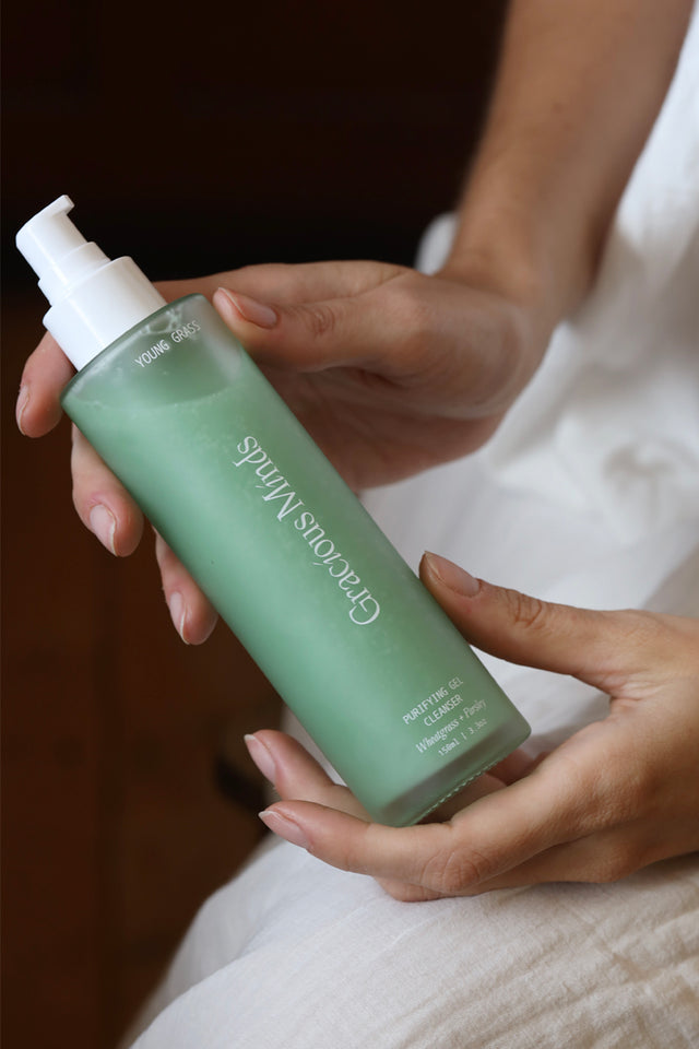 The Gracious Minds Young Grass Purifying Gel Cleanser is an award winning (Beauty Shortlist Awards 2025 winner) purifying cream gel cleanser enriched with nutrients, green botanicals and purifying herbs.

It offers a deep, nourishing clean while being gentle enough to nourish and rejuvenate even the most sensitive of skin.

Wheatgrass rich in Vitamins A, C and E assist in maintaining a healthy skin barrier whilst Australian native botanicals protect the skin from the external elements and free radicals.